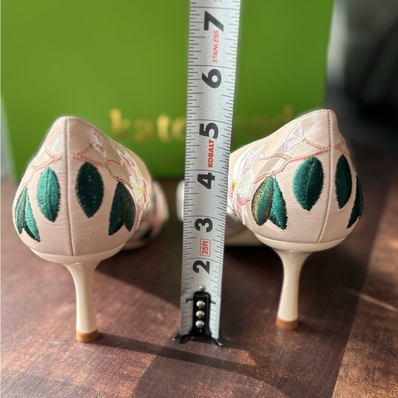 Kate Spade New York Lynne Heels - Picture 12 of 17